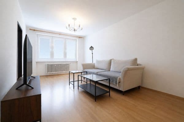 Prenájom bytu 3-izbový 65 m², Vrbenského, Praha Prenájom bytu 3-izbový 65 m², Vrbenského, Praha