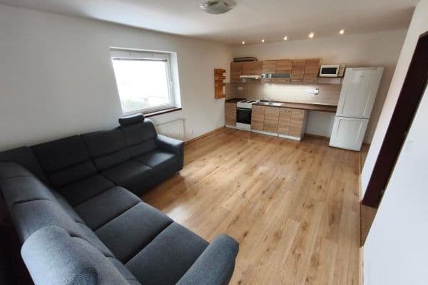 Prenájom bytu 2-izbový 50 m², Lnářská, Praha Prenájom bytu 2-izbový 50 m², Lnářská, Praha