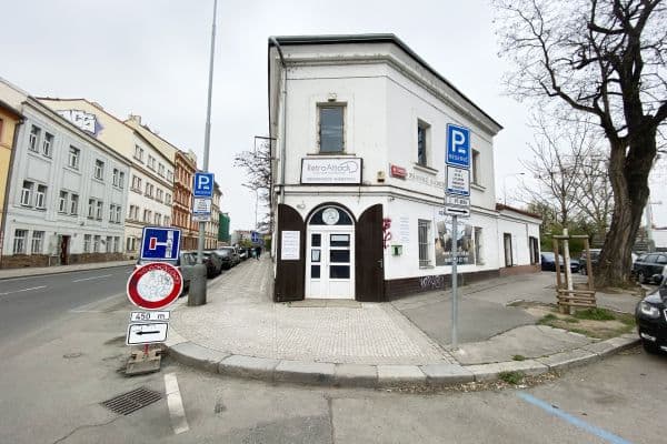 Prenájom nebytového priestoru 55 m², Na Šachtě, Praha Prenájom nebytového priestoru 55 m², Na Šachtě, Praha