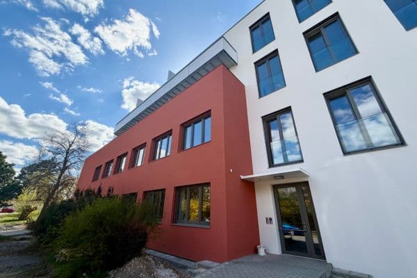 Prenájom bytu 1-izbový 32 m², Sovinec, Brno Prenájom bytu 1-izbový 32 m², Sovinec, Brno