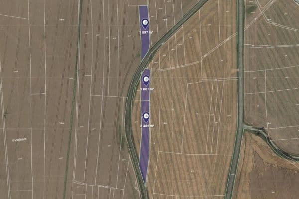 Predaj pozemku 2.543 m², Dolní Bousov, Středočeský kraj Predaj pozemku 2.543 m², Dolní Bousov, Středočeský kraj