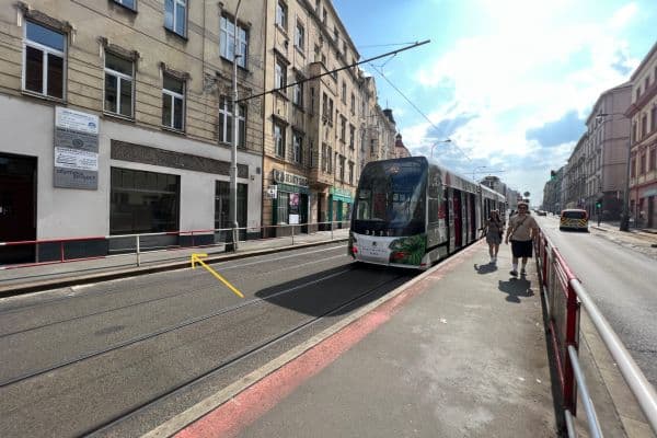 Prenájom nebytového priestoru 55 m², Plzeňská, Praha Prenájom nebytového priestoru 55 m², Plzeňská, Praha