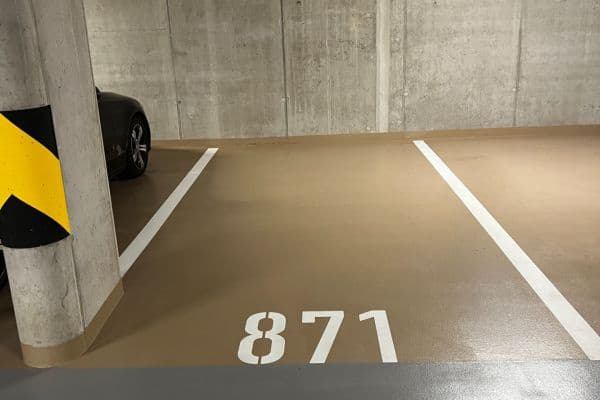 Prenájom garáže 12 m², Mezi Vodami, Prague Prenájom garáže 12 m², Mezi Vodami, Prague