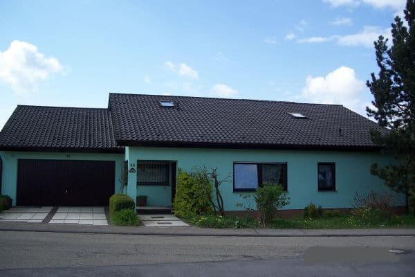 Prenájom bytu 2-izbový 80 m², Maulbronn-Zaisersweiher Prenájom bytu 2-izbový 80 m², Maulbronn-Zaisersweiher