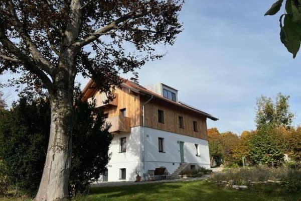 Prenájom domu 154 m², pozemek 1.000 m², Münsing, Bavorsko Prenájom domu 154 m², pozemek 1.000 m², Münsing, Bavorsko