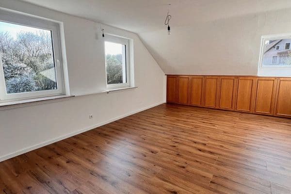 Prenájom bytu 2-izbový 55 m², Haller Weg 65a, Bielefeld, Severné Porýnie - Westfálsko Prenájom bytu 2-izbový 55 m², Haller Weg 65a, Bielefeld, Severné Porýnie - Westfálsko