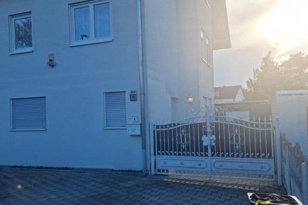 Predaj domu 161 m², pozemek 222 m², Pforzheim Predaj domu 161 m², pozemek 222 m², Pforzheim