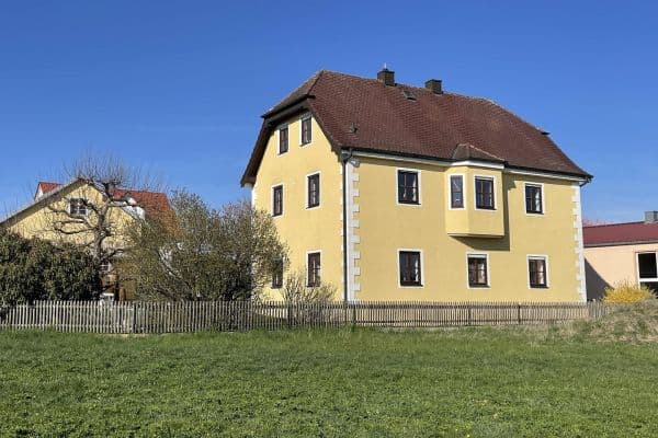 Prenájom bytu 2-izbový 68 m², Regenstauf Prenájom bytu 2-izbový 68 m², Regenstauf