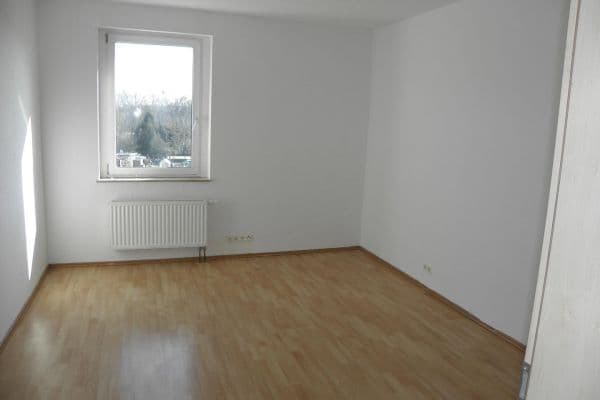 Prenájom bytu 2-izbový 60 m², Wernigeröder Straße 44, Magdeburg, Sasko-Anhaltsko Prenájom bytu 2-izbový 60 m², Wernigeröder Straße 44, Magdeburg, Sasko-Anhaltsko