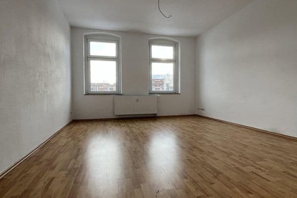 Prenájom bytu 5-izbový 110 m², Voigtstraße 32, Chemnitz, Sasko Prenájom bytu 5-izbový 110 m², Voigtstraße 32, Chemnitz, Sasko