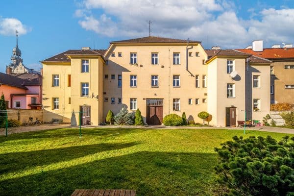 Prenájom bytu 2-izbový 51 m², Resslova, Nymburk Prenájom bytu 2-izbový 51 m², Resslova, Nymburk