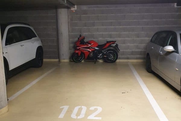 Prenájom garáže 16 m², Vršovická, Praha Prenájom garáže 16 m², Vršovická, Praha