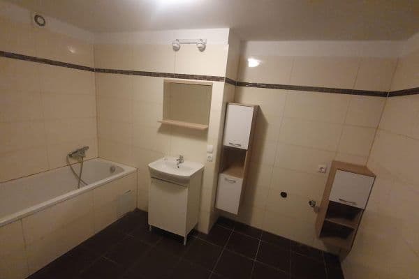 Predaj bytu 3-izbový 75 m², Esslingen am Neckar Predaj bytu 3-izbový 75 m², Esslingen am Neckar