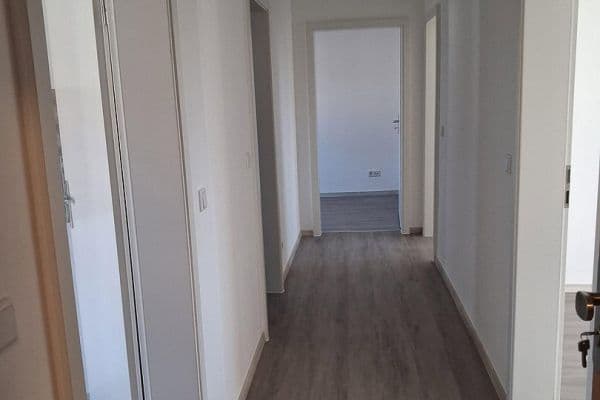 Prenájom bytu 3-izbový 68 m², Neustadtstraße 3, Leverkusen, Severné Porýnie - Westfálsko Prenájom bytu 3-izbový 68 m², Neustadtstraße 3, Leverkusen, Severné Porýnie - Westfálsko