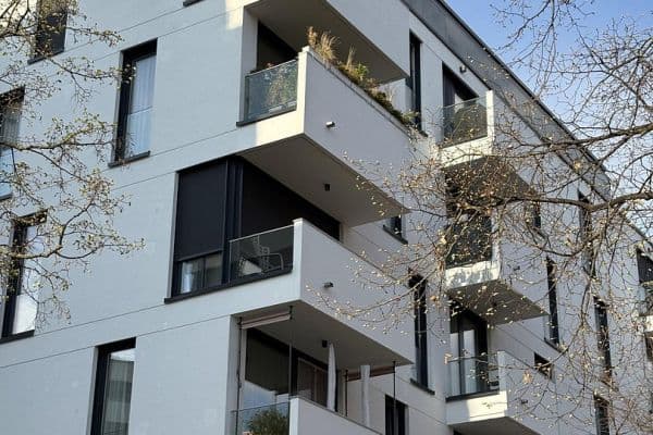 Prenájom bytu 2-izbový 62 m², Heisenbergstr. 3, Berlin, Berlín Prenájom bytu 2-izbový 62 m², Heisenbergstr. 3, Berlin, Berlín