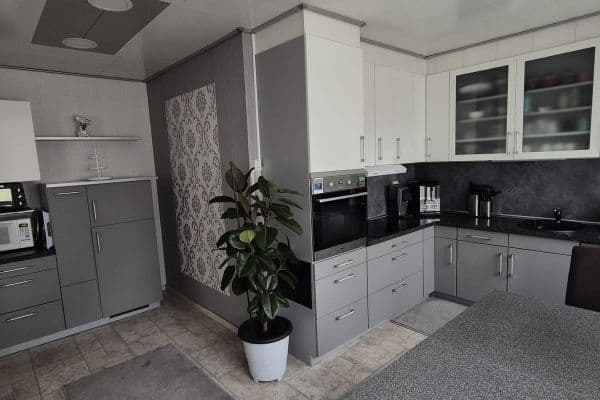 Predaj bytu 4-izbový 120 m², Wertheim Predaj bytu 4-izbový 120 m², Wertheim