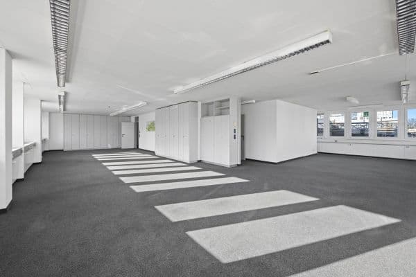 Prenájom kancelárie 200 m², Moselstr. 14, Neuss Prenájom kancelárie 200 m², Moselstr. 14, Neuss
