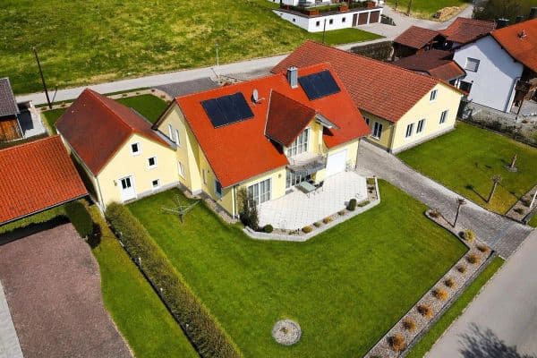 Predaj domu 218 m², pozemek 1.459 m², Hausen Predaj domu 218 m², pozemek 1.459 m², Hausen