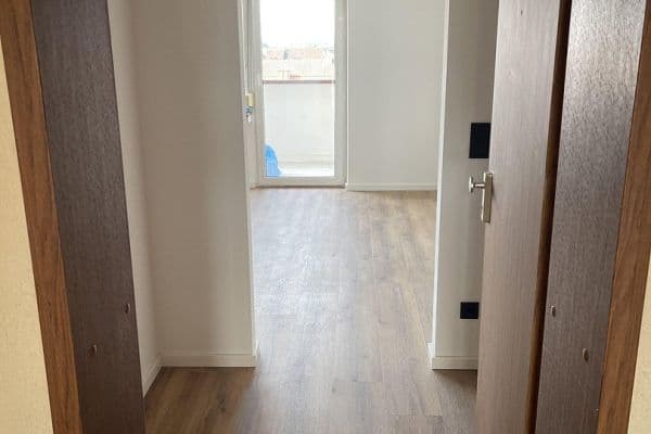 Prenájom bytu 2-izbový 55 m², Lauf Prenájom bytu 2-izbový 55 m², Lauf