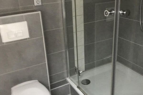 Prenájom bytu 3-izbový 74 m², Erbschlöer Straße, Wuppertal - Ronsdorf Prenájom bytu 3-izbový 74 m², Erbschlöer Straße, Wuppertal - Ronsdorf