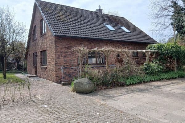 Predaj domu 140 m², pozemek 2.001 m², Büdelsdorf Predaj domu 140 m², pozemek 2.001 m², Büdelsdorf