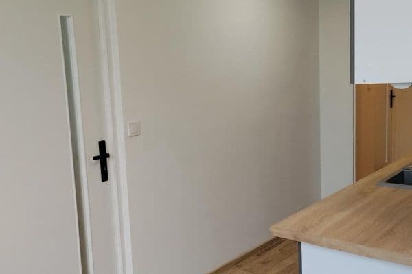 Prenájom bytu 2-izbový 63 m², Jirkovská, Chomutov, Ústecký kraj Prenájom bytu 2-izbový 63 m², Jirkovská, Chomutov, Ústecký kraj