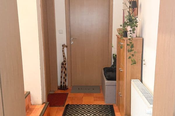 Predaj domu 274 m², pozemek 438 m², Bezručova, Benešov Predaj domu 274 m², pozemek 438 m², Bezručova, Benešov