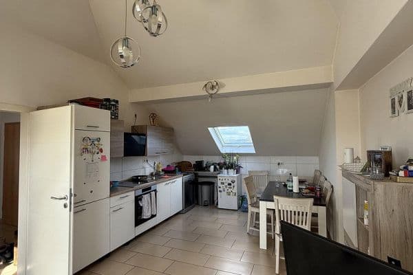 Prenájom bytu 3-izbový 77 m², Gernsheim Prenájom bytu 3-izbový 77 m², Gernsheim