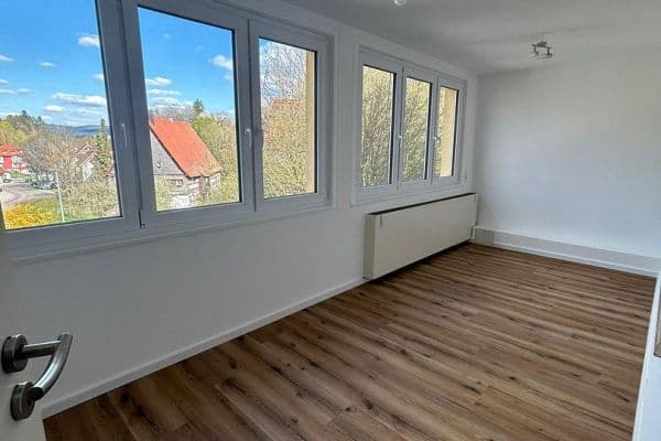 Prenájom bytu 1-izbový 23 m², Löhrstraße 3, Trossingen, Bádensko-Wurttembersko Prenájom bytu 1-izbový 23 m², Löhrstraße 3, Trossingen, Bádensko-Wurttembersko