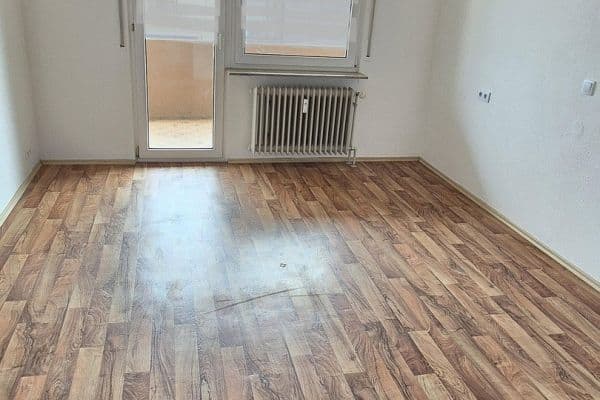 Prenájom bytu 4-izbový 82 m², Bietigheim-Bissingen Prenájom bytu 4-izbový 82 m², Bietigheim-Bissingen