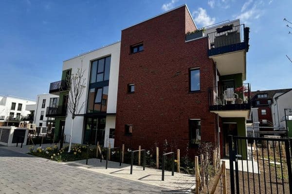 Prenájom bytu 3-izbový 88 m², Alte Str. 10, Frechen Prenájom bytu 3-izbový 88 m², Alte Str. 10, Frechen