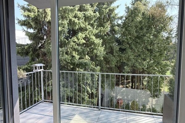 Prenájom bytu 3-izbový 90 m², Jihlavská, Veselka Prenájom bytu 3-izbový 90 m², Jihlavská, Veselka