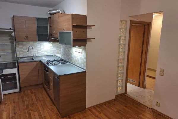 Prenájom bytu 2-izbový 42 m², Přímětická, Praha Prenájom bytu 2-izbový 42 m², Přímětická, Praha