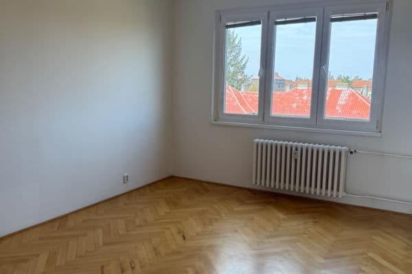 Prenájom bytu 2-izbový 49 m², Dánská, Kladno Prenájom bytu 2-izbový 49 m², Dánská, Kladno