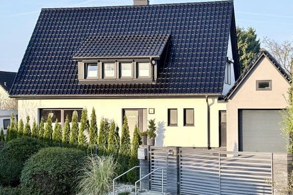 Predaj domu 135 m², pozemek 757 m², Velbert Predaj domu 135 m², pozemek 757 m², Velbert