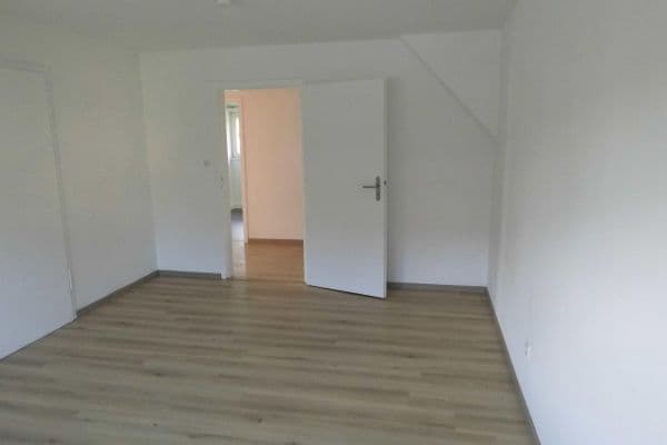 Prenájom bytu 3-izbový 67 m², Stuttgart Prenájom bytu 3-izbový 67 m², Stuttgart