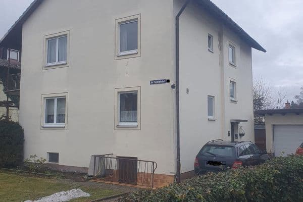 Prenájom bytu 4-izbový 80 m², Kronach Prenájom bytu 4-izbový 80 m², Kronach