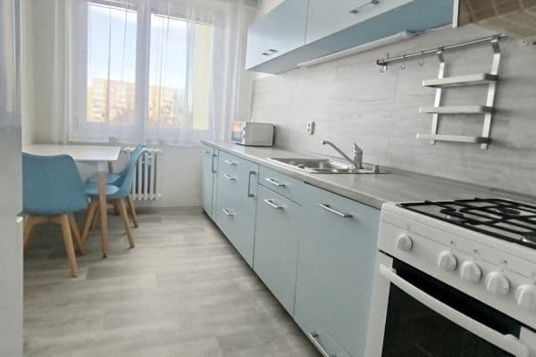 Prenájom bytu 3-izbový 68 m², Mikuláškovo náměstí, Brno Prenájom bytu 3-izbový 68 m², Mikuláškovo náměstí, Brno