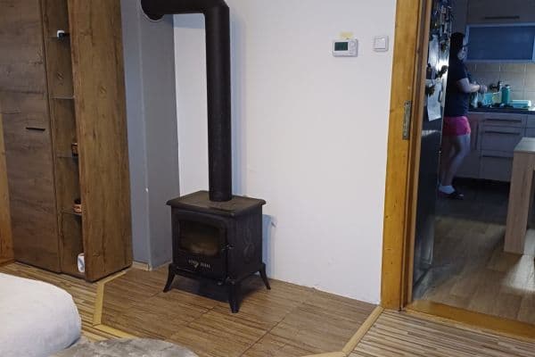 Prenájom bytu 2-izbový 52 m², Hluboká, Děčín Prenájom bytu 2-izbový 52 m², Hluboká, Děčín