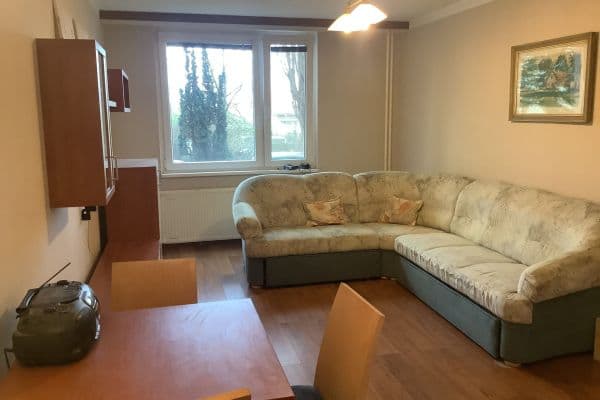 Prenájom bytu 2-izbový 50 m², Sportovní, Mělník Prenájom bytu 2-izbový 50 m², Sportovní, Mělník