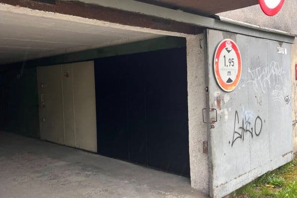 Prenájom garáže 16 m², Pavlovova, Ostrava Prenájom garáže 16 m², Pavlovova, Ostrava