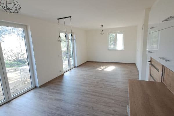 Prenájom domu 110 m², pozemek 720 m², Mnichovice Prenájom domu 110 m², pozemek 720 m², Mnichovice