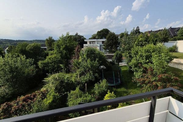 Prenájom bytu 3-izbový 86 m², Viehauser Berg 31, Essen, Ruhr Prenájom bytu 3-izbový 86 m², Viehauser Berg 31, Essen, Ruhr