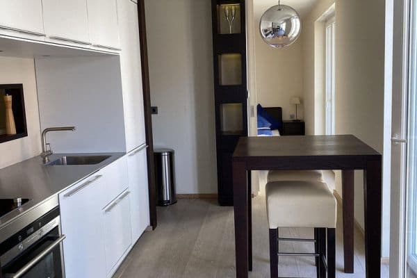 Prenájom bytu 2-izbový 60 m², Adams-Lehmann-Strasse, München, Bavorsko Prenájom bytu 2-izbový 60 m², Adams-Lehmann-Strasse, München, Bavorsko