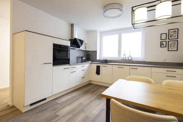 Prenájom bytu 3-izbový 96 m², Meisterstr. 21, Balingen Prenájom bytu 3-izbový 96 m², Meisterstr. 21, Balingen