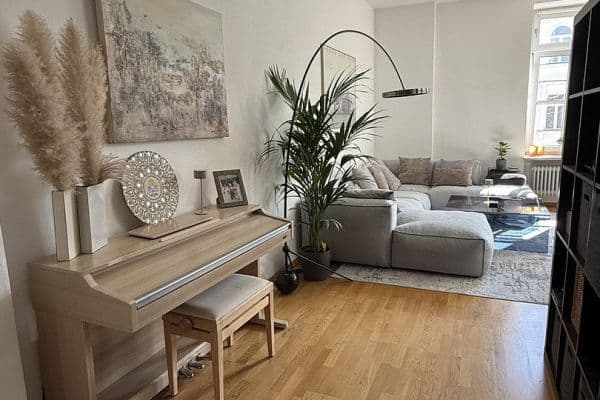 Prenájom bytu 2-izbový 70 m², Wilhelmstrasse, München, Bavorsko Prenájom bytu 2-izbový 70 m², Wilhelmstrasse, München, Bavorsko