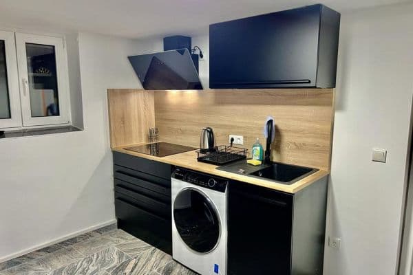 Prenájom bytu 3-izbový 90 m², Neufahrn, Bavorsko Prenájom bytu 3-izbový 90 m², Neufahrn, Bavorsko