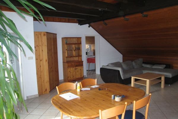 Prenájom bytu 3-izbový 88 m², Bickenbach Prenájom bytu 3-izbový 88 m², Bickenbach