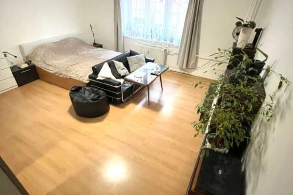 Prenájom bytu 1-izbový 43 m², Nové Mesto Prenájom bytu 1-izbový 43 m², Nové Mesto