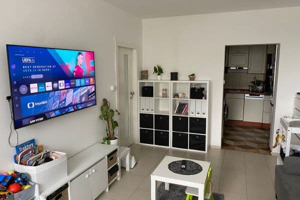 Prenájom bytu 2-izbový 43 m², Ve Lhotce, Praha Prenájom bytu 2-izbový 43 m², Ve Lhotce, Praha